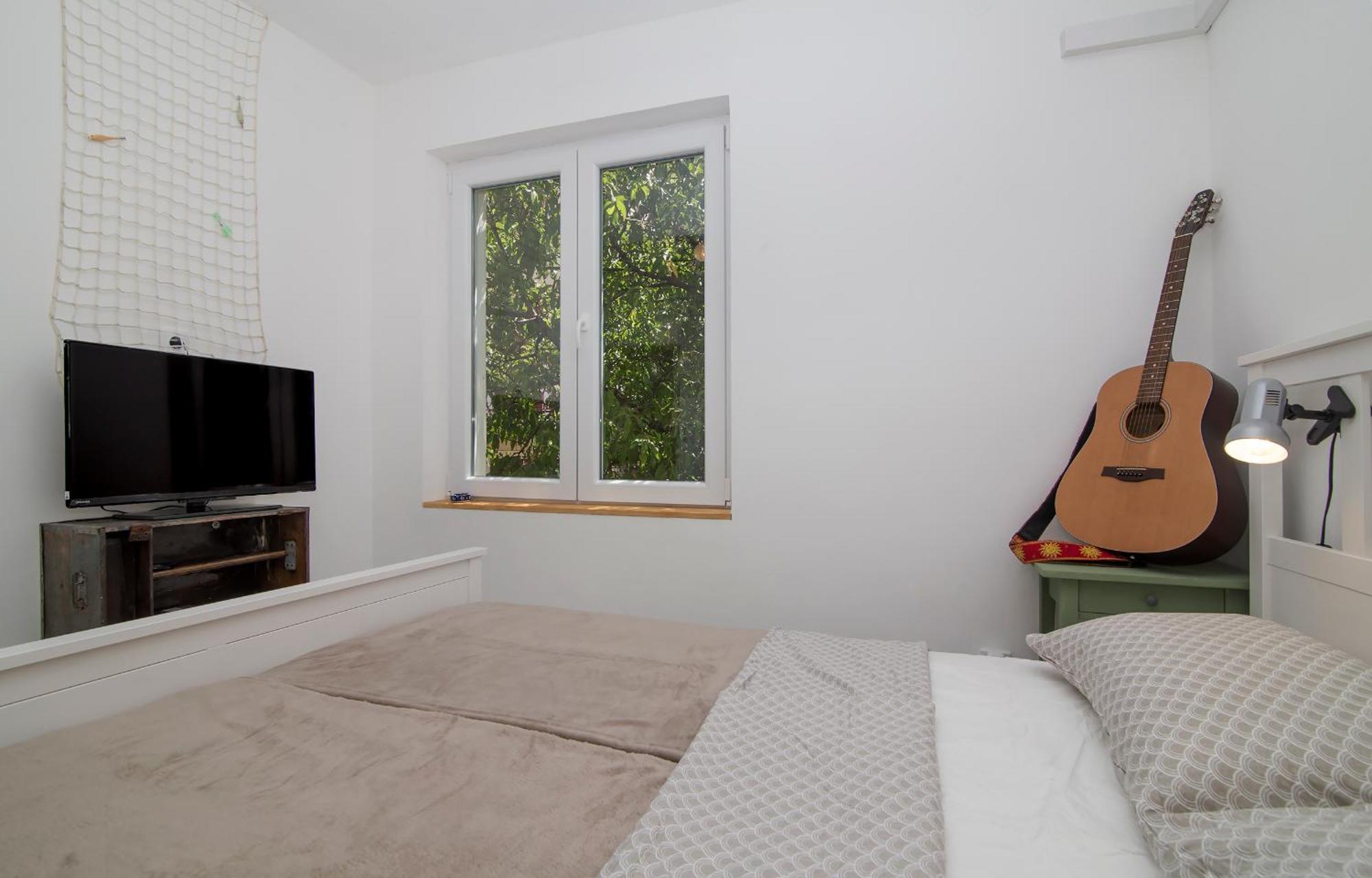 Sailor's Crib Apartment *