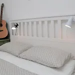 Sailor\'S Crib Apartment